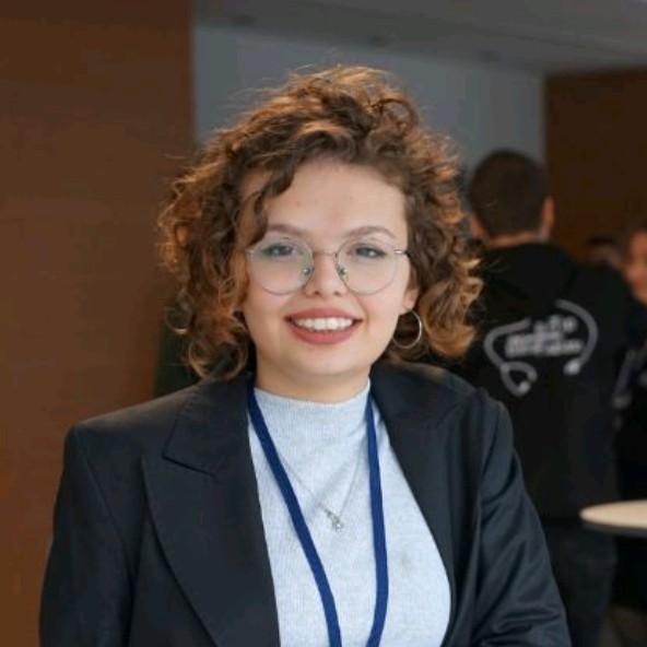 Rana Karaman portresi